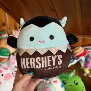 Patricio Hershey Vampire Squishmallow NWT Squishmallows